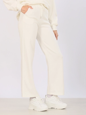 (041964385585vywfsehg1722297600-12.jpg)