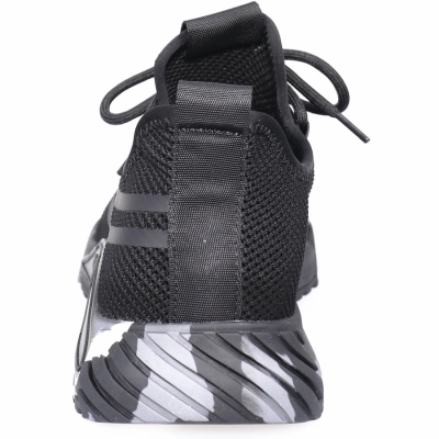 Тофа / Кроссовки