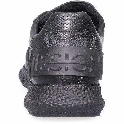 Тофа / Кроссовки