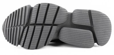 Тофа / Кроссовки