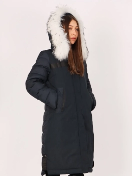 Chic and Charisma / Пальто