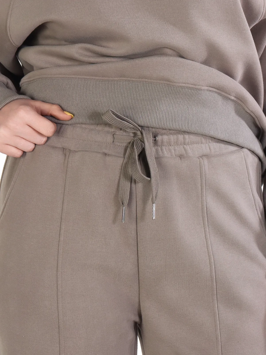 Айли / Спортивный костюм Айли / Спортивный костюм