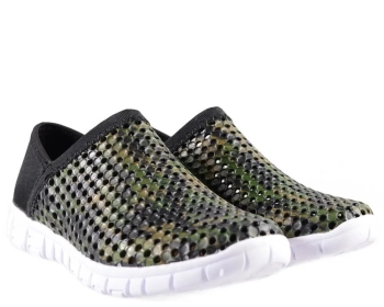 Escan / Кроссовки