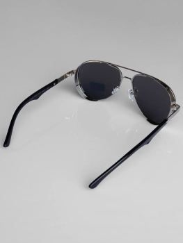 Naulice / Очки солнцезащитные