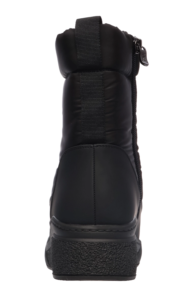 M25 / Ботинки