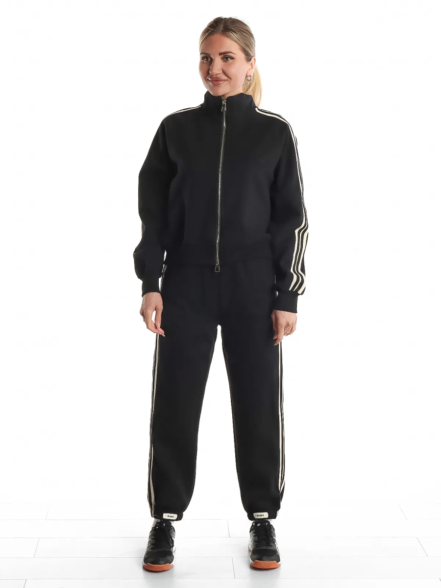 Айли / Спортивный костюм