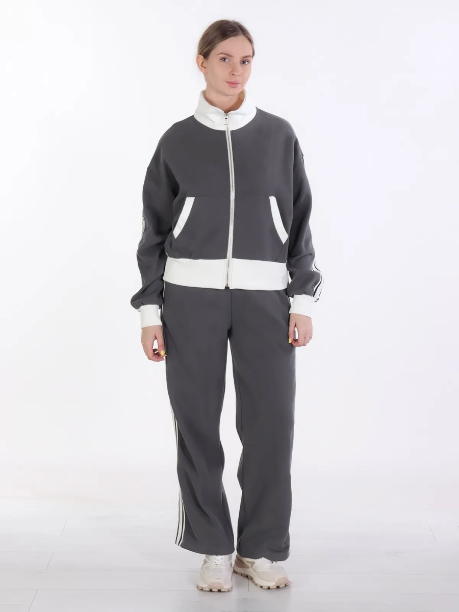 Айли / Спортивный костюм