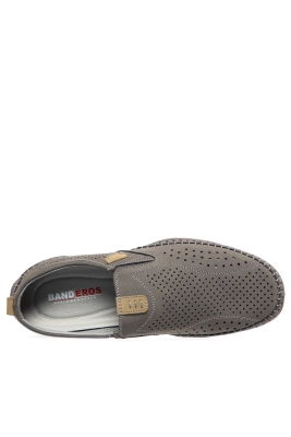 Banderos / Туфли с перфорацией