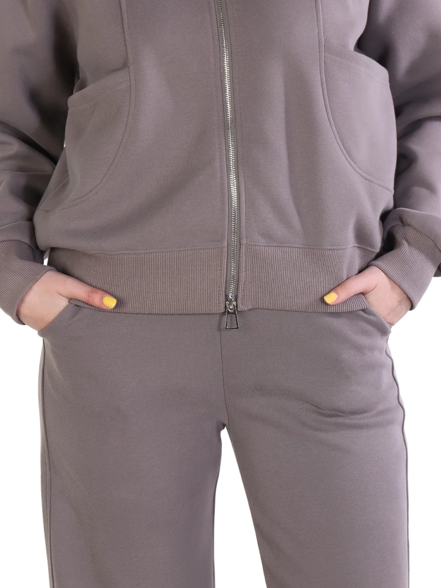 Айли / Спортивный костюм