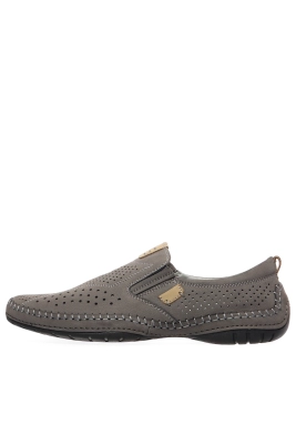 Banderos / Туфли с перфорацией