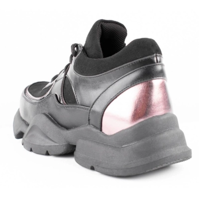 Тофа / Кроссовки