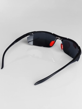 Naulice / Очки солнцезащитные