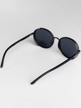 Naulice / Очки солнцезащитные