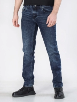 (012006080795ukqnycer1741107353-13.jpg)