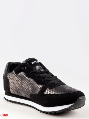 Escan / Кроссовки