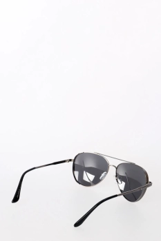 Naulice / Очки солнцезащитные