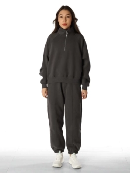 Айли / Спортивный костюм