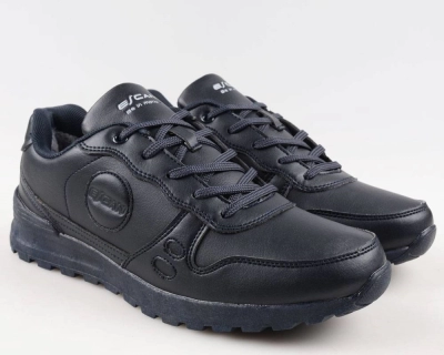 Escan / Кроссовки