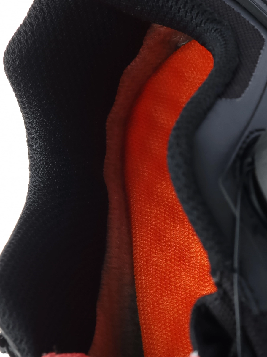 Humtto / Кроссовки с термоподкладом