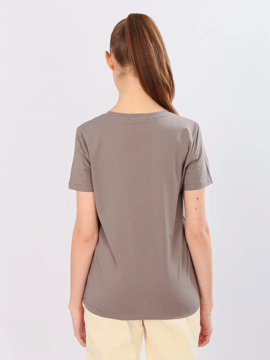 Niu.n / Футболка