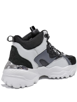 Тофа / Кроссовки