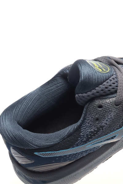 Asics / Кроссовки GEL-NIMBUS 23 1011B005-020