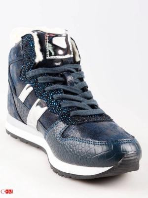 Escan / Ботинки