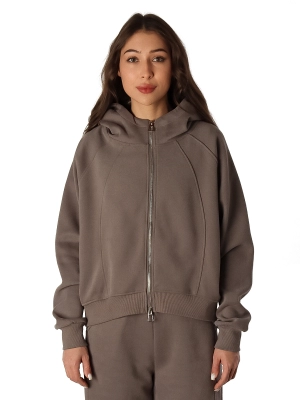 (030633829151kpjmraoa1749051976-8.jpg)