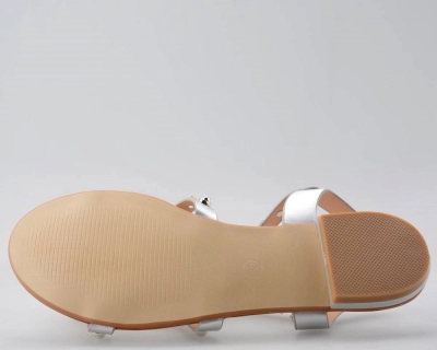 Lorbacsa / Босоножки