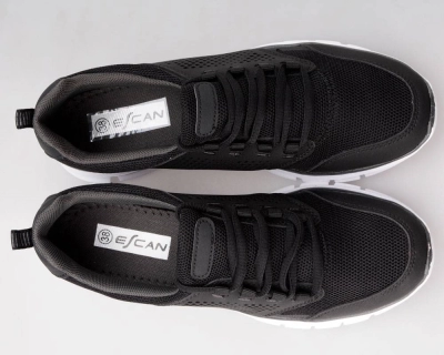 Escan / Кроссовки