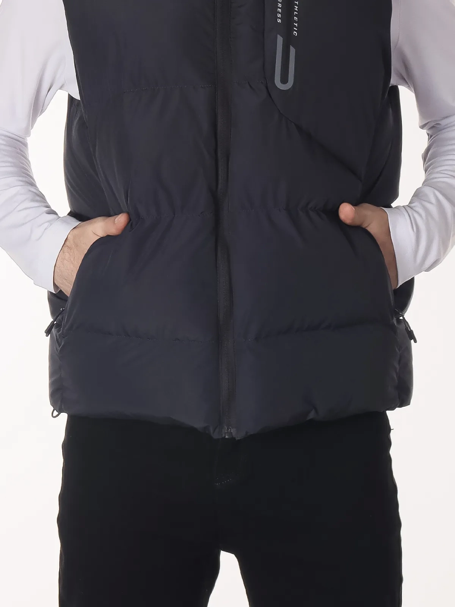 Sport & Moda / Жилет Sport & Moda / Жилет