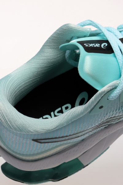 Asics / Кроссовки GEL-KINSEI Blast LE 1012B178-401